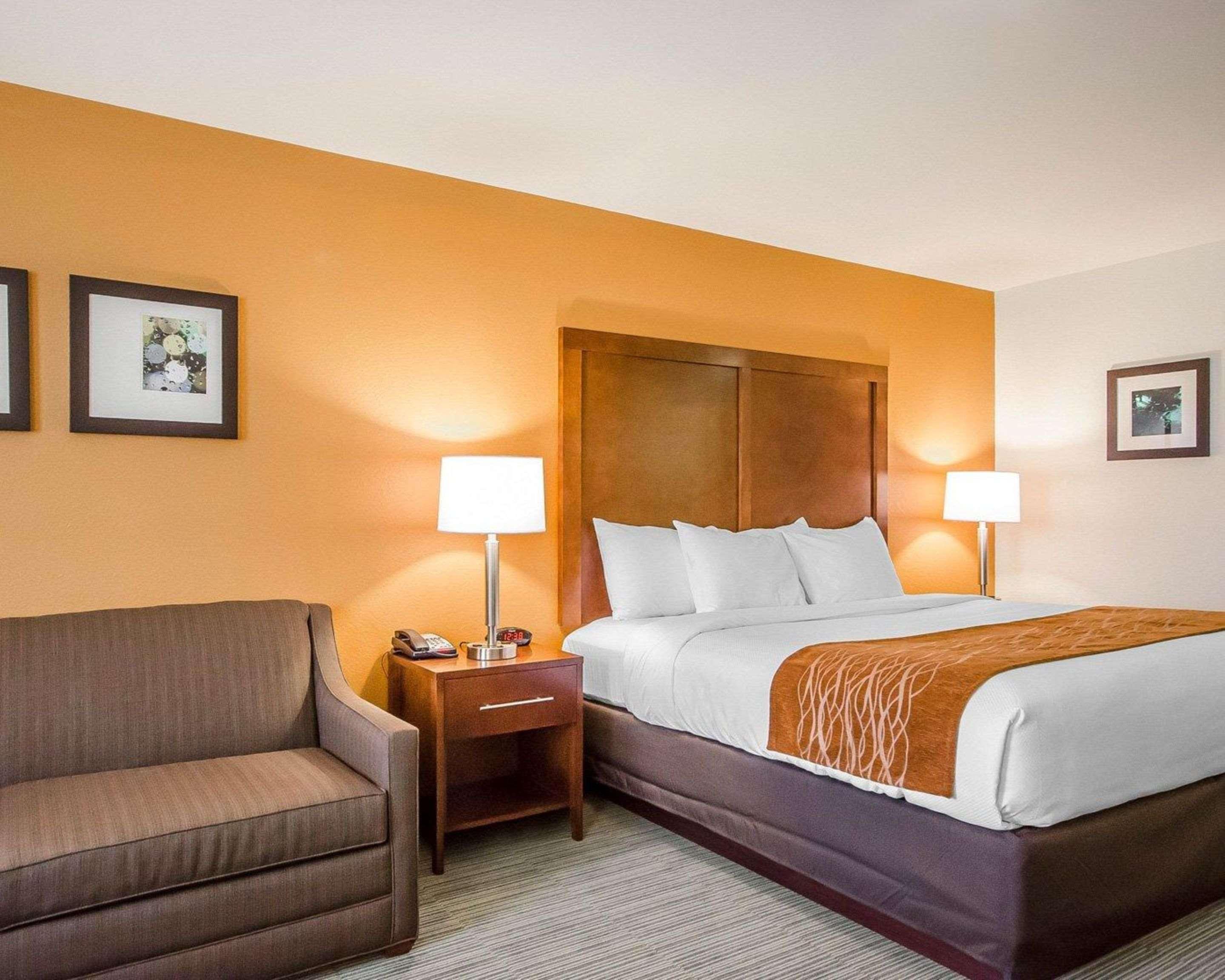 Comfort Inn Ferdinand Экстерьер фото