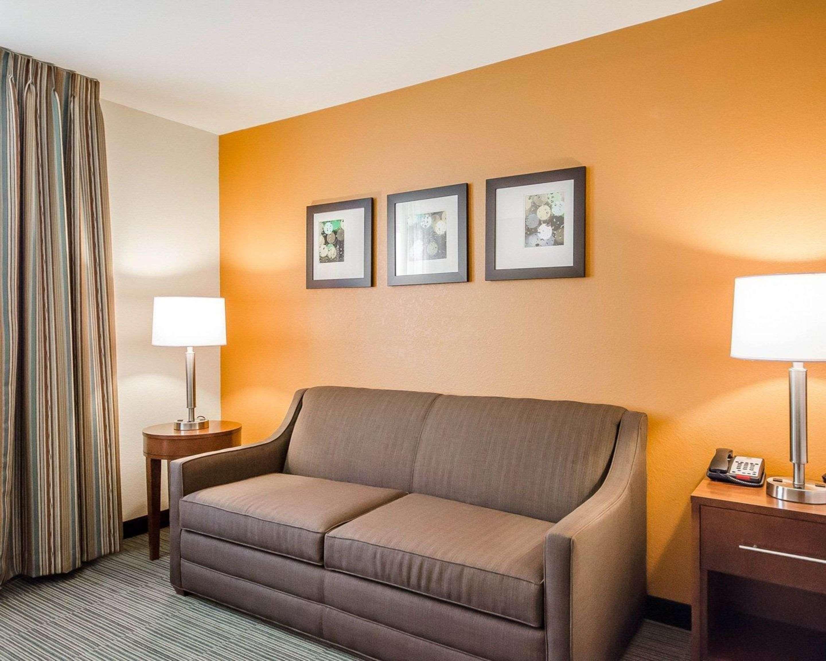 Comfort Inn Ferdinand Экстерьер фото