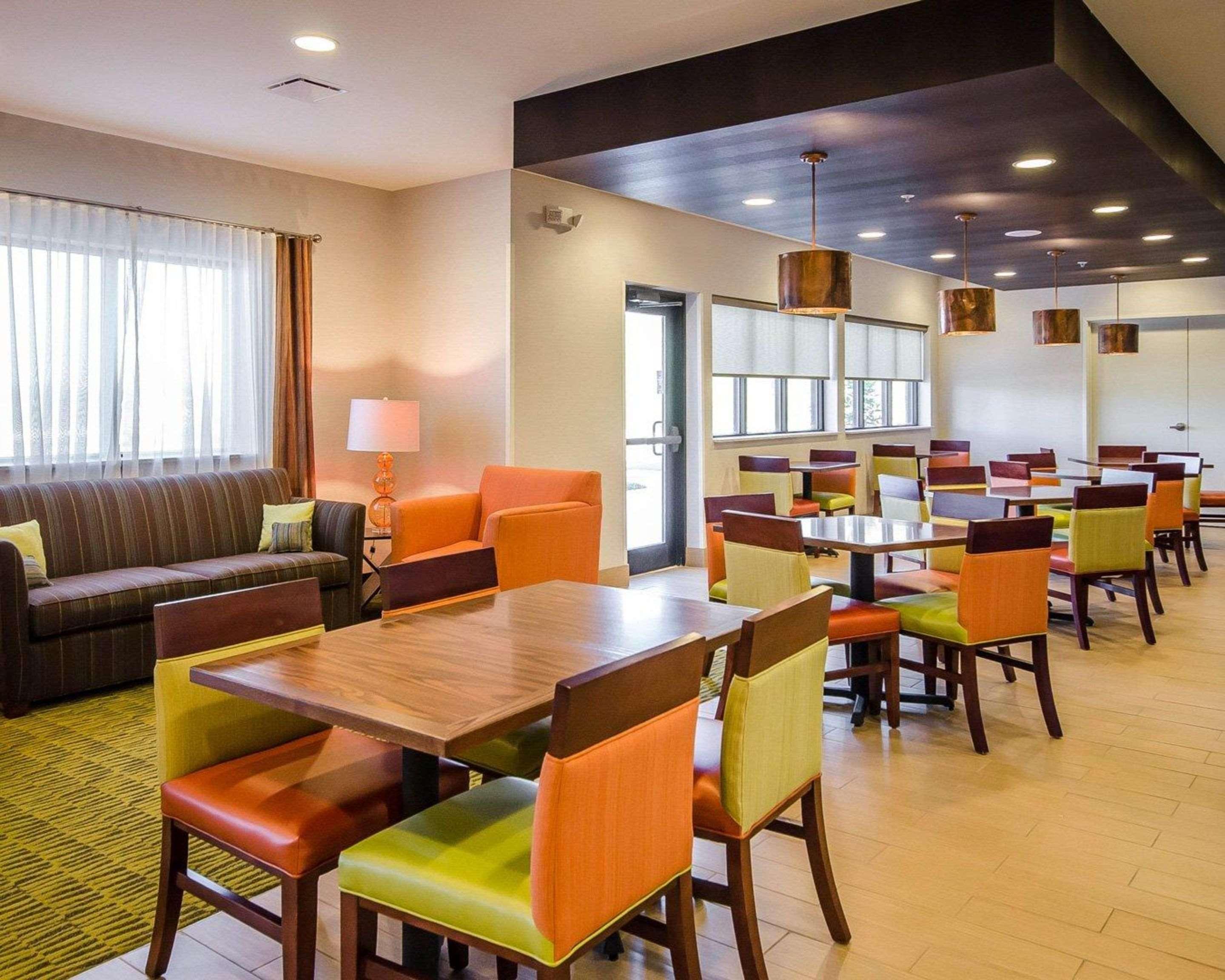 Comfort Inn Ferdinand Экстерьер фото