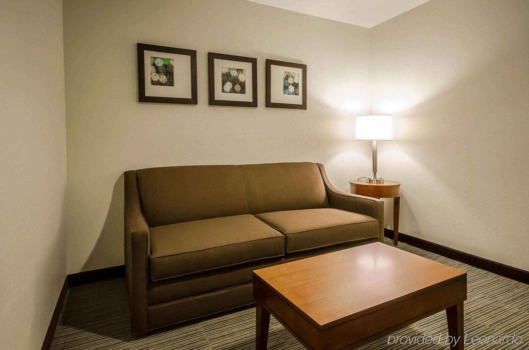 Comfort Inn Ferdinand Экстерьер фото