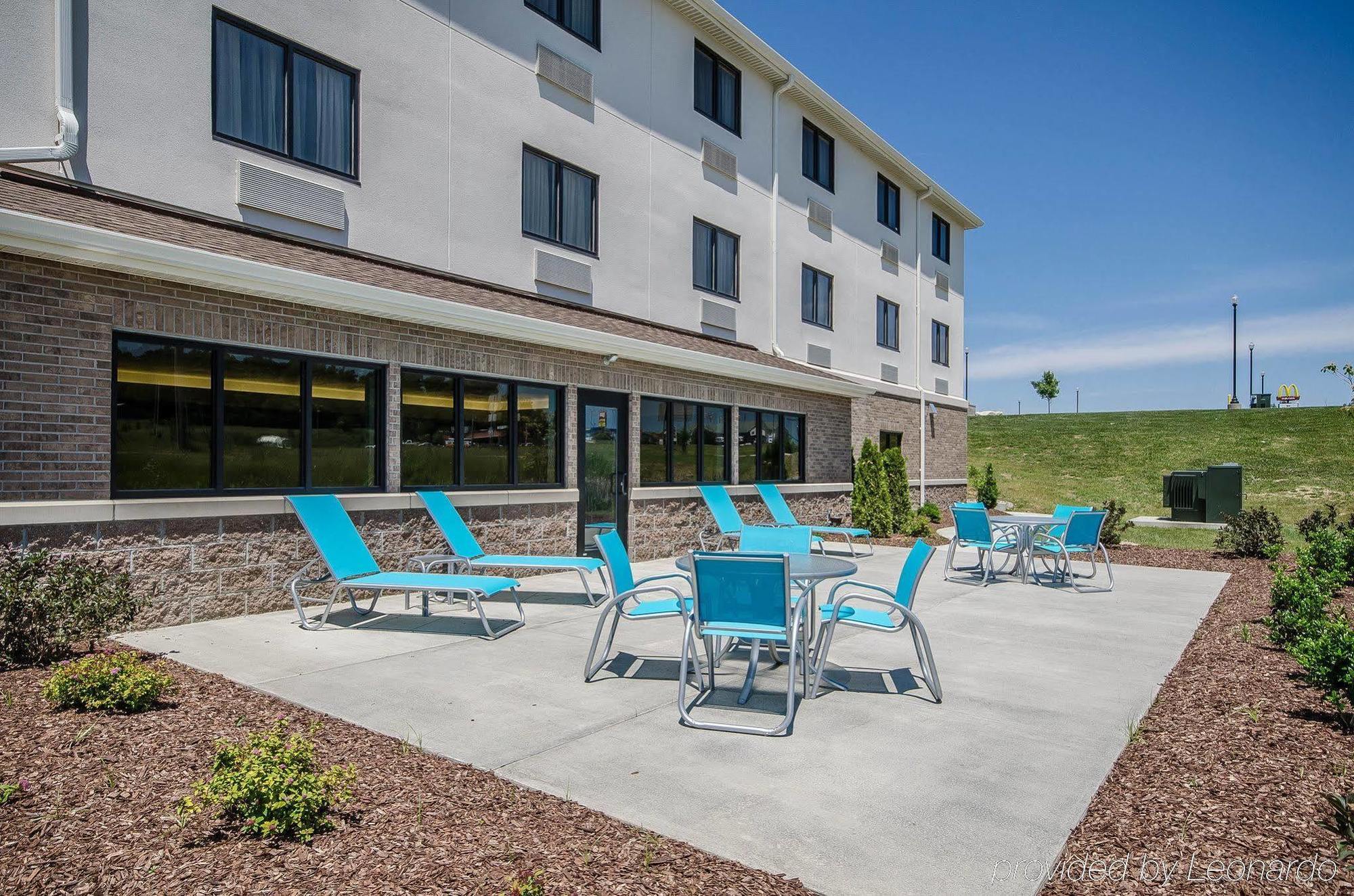 Comfort Inn Ferdinand Экстерьер фото